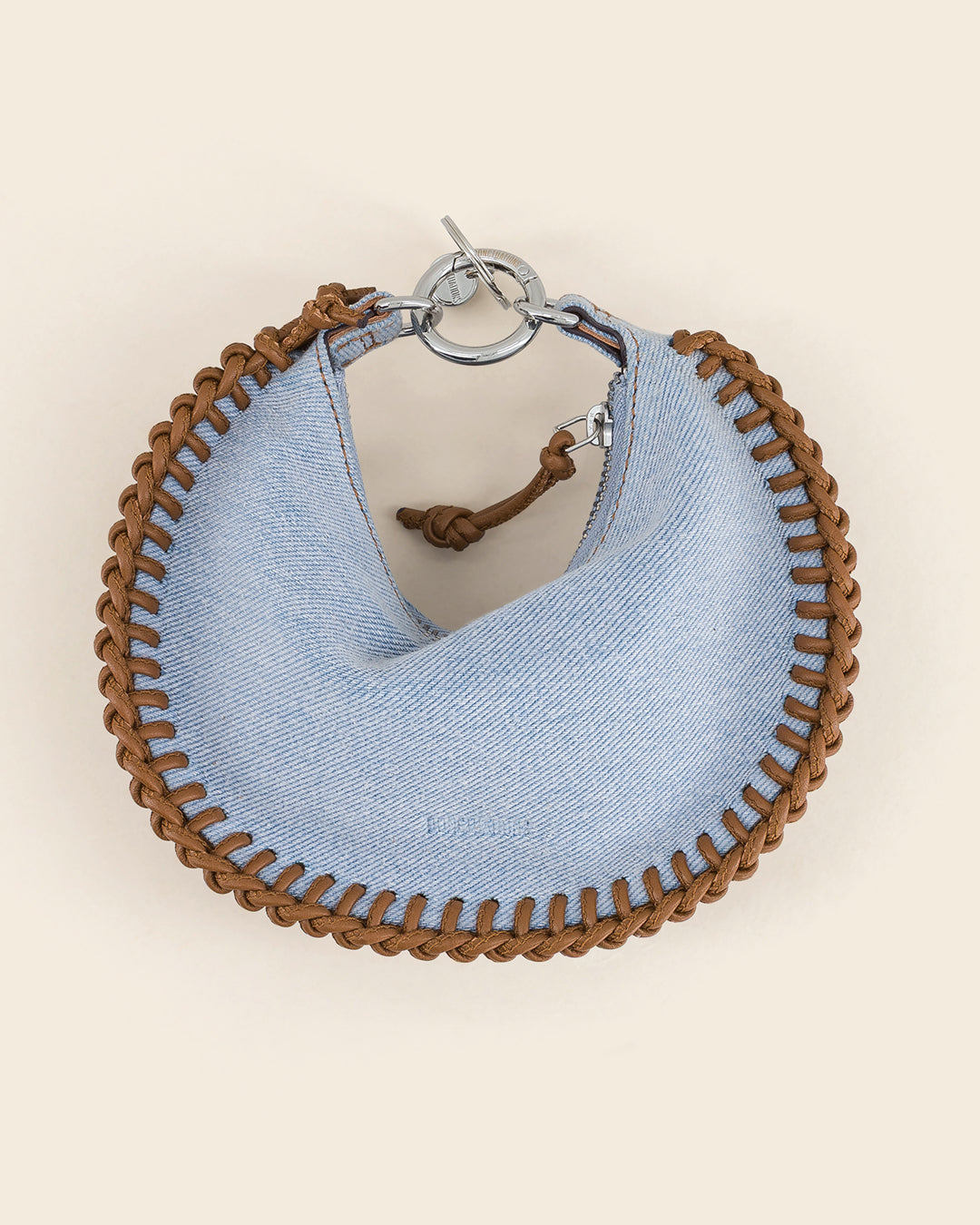 LUKY - charm's / pochette zippé - en denim BLEU PÂLE et cuir de veau AMBRE Ponctuations