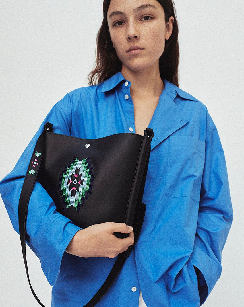 IOWA - Leather bucket bag - Black leather & multicolored embroidery
