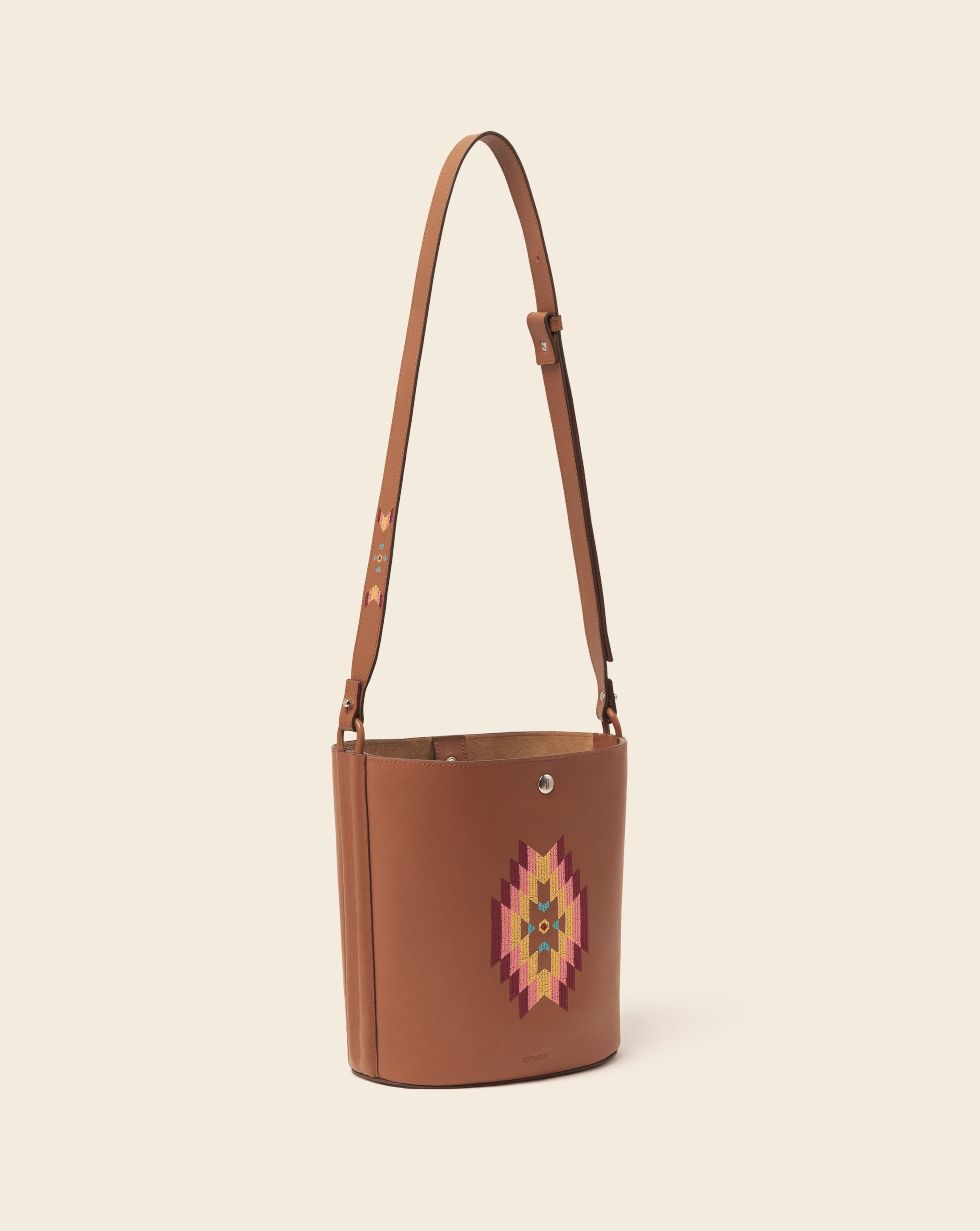 IOWA - Leather bucket bag - Gold leather & multicolored embroidery