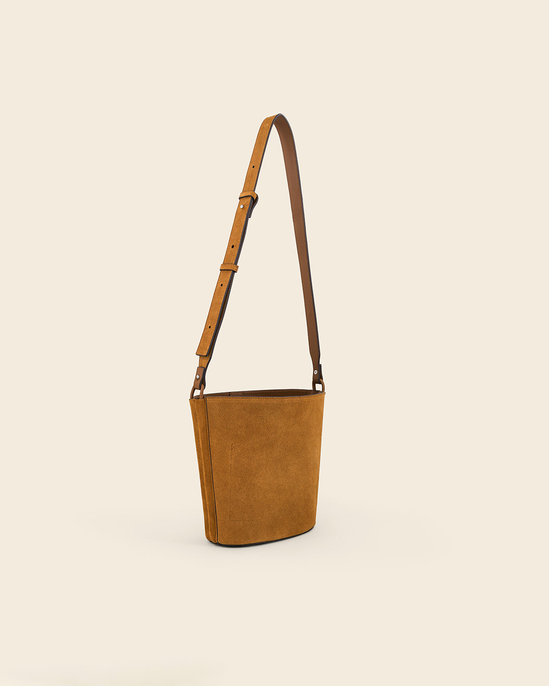 IOWA STUD - Sac seau en suede - Cognac avec Clous et Cabochons Turquoises Sacs PONCTUATIONS