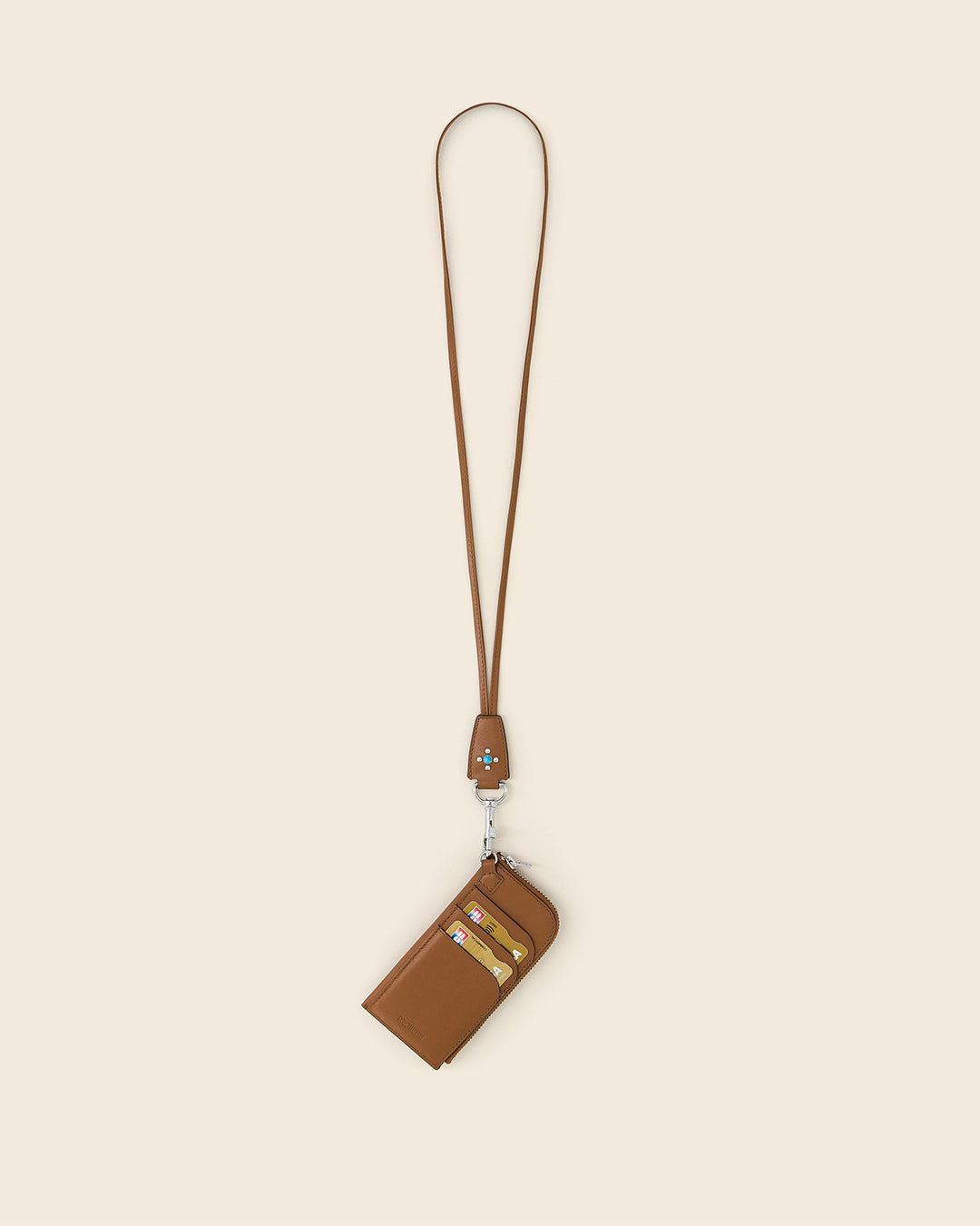 DAKOTA SMILE + COOK STUD-Porte cartes zippé en cuir sur mousqueton- Cognac avec Clous et Cabochons Turquoises Porte-cartes Ponctuations